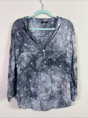 NT by Amati Grey Star Pattern Sequin Long Sleeve Button Down Shirt size M